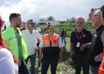 Supervisa Gobierno de la Ciudad labores de desazolve y limpieza en el Vaso Regulador Puente Negro