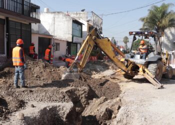 Supervisa Gobierno de la Ciudad trabajos de mantenimiento vial de la calle 8 Sur – 53 Norte
