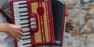 ¿Quién es Betillo Guerrero, el cantante que presuntamente fue detenido en Chiapas y es relacionado con el Cártel de Sinaloa?