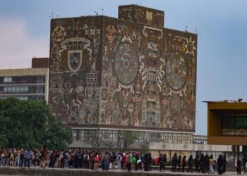 ¡Orgullo de Ecatepec! Anna Pérez, puntaje perfecto en examen de la UNAM