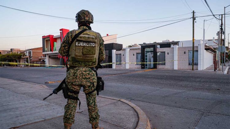 Detienen a 11 presuntos integrantes de “La Mayiza” tras agresión a oficiales en Navolato, Sinaloa