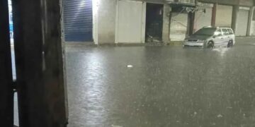 Madrugada lluviosa en CDMX y Edomex deja calles y viviendas bajo el agua