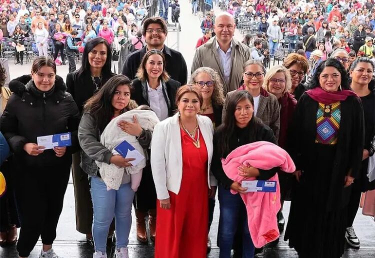 Desde la Cuna en CDMX entrega 19 mil apoyos de mil 200 pesos