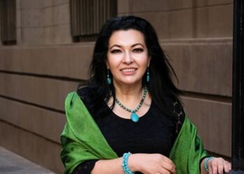 ABANICO/ ¿Impresionar o dar?