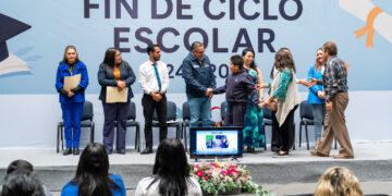 Reafirma Ricardo Moreno compromiso con la inclusión de niñas y niños autistas
