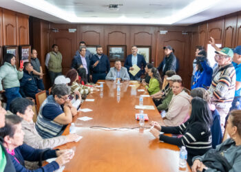 Abre Gobierno municipal diálogo directo con vecinos de la colonia Independencia por obras de construcción