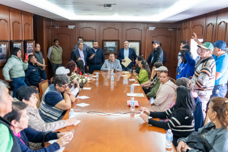 Abre Gobierno municipal diálogo directo con vecinos de la colonia Independencia por obras de construcción