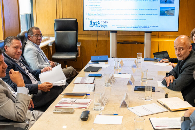 Ricardo Moreno se reúne con el secretario federal de Infraestructura para mejorar vialidades en Toluca