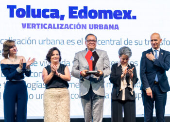 Premian a Toluca por su modelo de Ciudad Inteligente