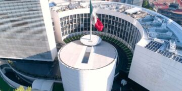 Bertha Orozco pisotea derechos laborales en Senado