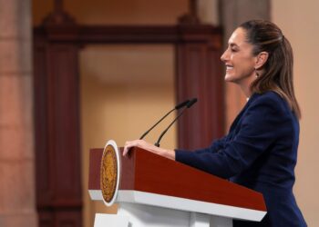 Acuerdo para fijar precio de exportación del jitomate, propuesto por productores: Sheinbaum