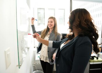 La comunicación efectiva es clave para el futuro laboral: Skilling Center Tecmilenio