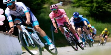 Isaac del Toro queda en el sitio 37, en la Etapa 2 de la Vuelta a Burgos 2025