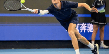 Sinner avanza a octavos en Pekín