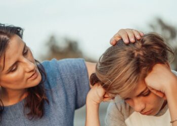 Conversación con los padres aumenta 33.9% el pensamiento crítico