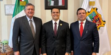 Congresistas texanos asisten a protesta del nuevo Poder Judicial de Tamaulipas