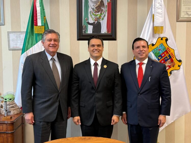 Congresistas texanos asisten a protesta del nuevo Poder Judicial de Tamaulipas