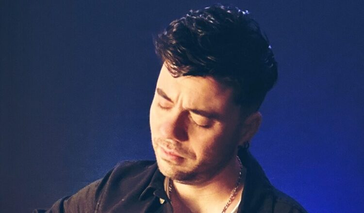 Eddie, la voz de Portugal, conquista Hollywood con “El otro lado de mí”