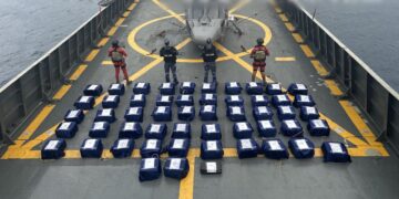 Semar asegura 1.6 toneladas de cocaína en costas de Guerrero