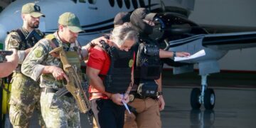 Llega el líder de «La Barredora» a México luego de más de 20 horas de su expulsión de Paraguay