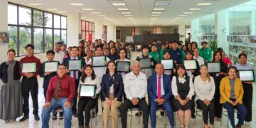 Iberdrola México beca a 11 estudiantes de carreras STEM en Oaxaca