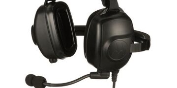 Motorola Solutions presenta MOTOTRBO R5, comunicación clara y salud auditiva para trabajadores en industrias ruidosas de América Latina