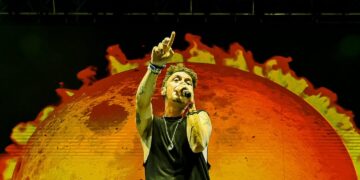 SHINOVA Y NINA (MORGAN) REIMAGINAN EL PRESENTE Y LO PRESENTAN AHORA EN MÉXICO