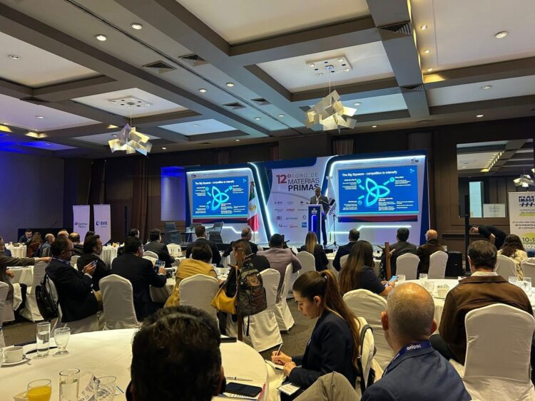 Industria del plástico impulsa reciclaje y busca materias primas más eficientes