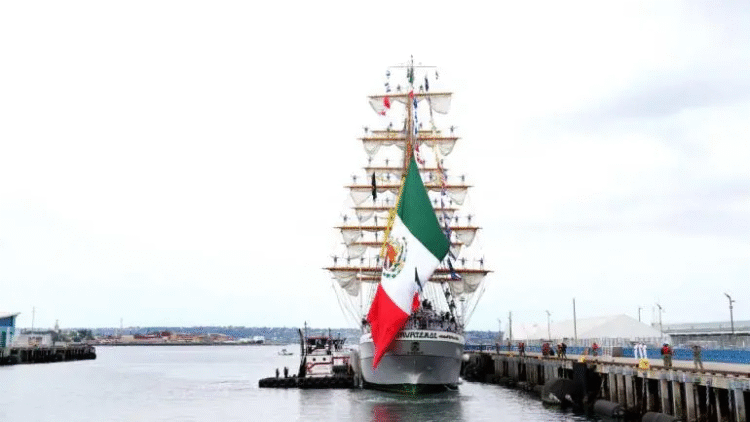 Buque Escuela Cuauhtémoc reanuda operaciones tras choque en Brooklyn