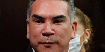 “Alito” Moreno responde a Sheinbaum: “Miente, no pedí intervención extranjera”