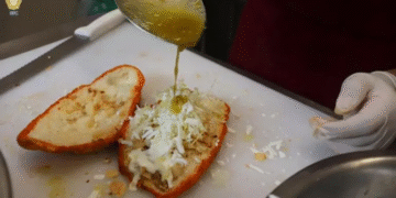 Remiten a 50 conductores a ‘El Torito’ y les dan pambazos y sopa de codito