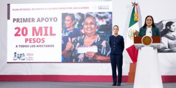 Sheinbaum critica relanzamiento del PAN en medio de emergencia por lluvias