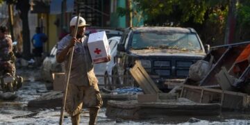 Van 79 muertos por lluvias en México; llegan a todas las comunidades incomunicadas