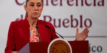 Sheinbaum destaca incautación histórica de armas en EU