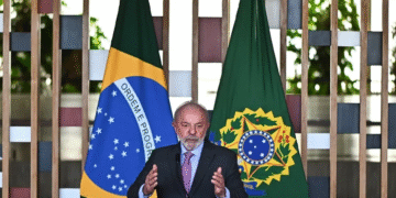 Lula confirma que se presentará para disputar un cuarto período presidencial en Brasil