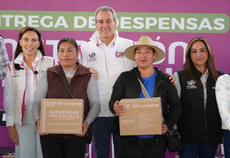 Entregan Pepe Chedraui y MariElise Budib apoyos alimentarios en juntas auxiliares
