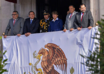 Toluca se suma al Desfile Cívico-Militar por el 215 Aniversario de la Independencia de México