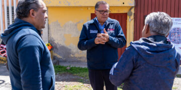Supervisa Ricardo Moreno repavimentación de calle Parque Popocatépetl en Toluca