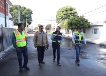 Impulsa Gobierno de la Ciudad mantenimiento vial en la colonia Aquiles Serdán