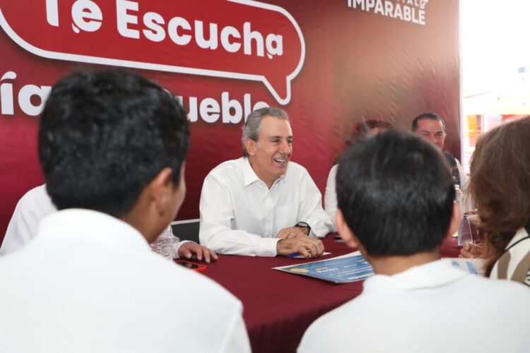 Lleva Pepe Chedraui “La Capital Te Escucha” a San Jerónimo Caleras