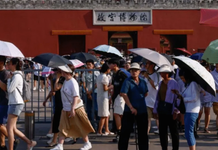 Hong Kong rompe récord de calor en octubre con más días por encima de los 33 °C