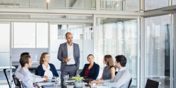 Doopla revoluciona el mercado de préstamos entre personas, abriendo su plataforma a inversionistas institucionales y corporativos 
