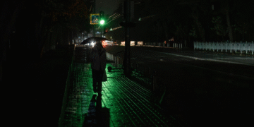 Ataque de Rusia deja sin luz a miles en Odesa, Ucrania, en plena antesala del invierno