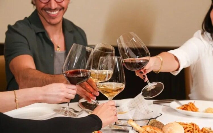 The Palm invita a celebrar cenas de fin de año y Navidad en uno de los restaurantes de carnes en CDMX