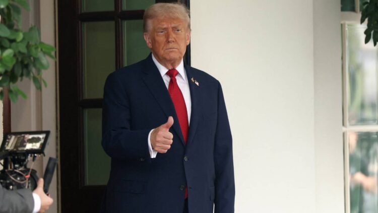 Trump y Congreso cobran mientras miles de trabajadores quedan sin quincena