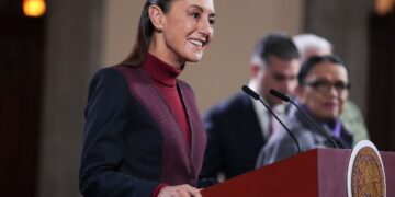 Sheinbaum, a favor de adelantar consulta de revocación de mandato presidencial