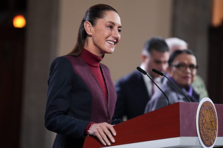 Sheinbaum, a favor de adelantar consulta de revocación de mandato presidencial