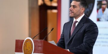 Estrategia contra extorsión detectó 56% de líneas telefónicas en 12 penales: García Harfuch