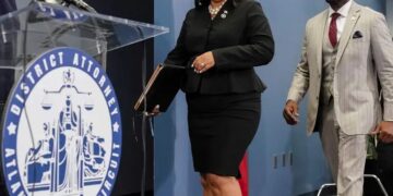 Juez de Georgia desestima último caso penal contra Donald Trump