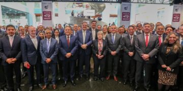 Nuevas normas para importación de vehículos de carga: Economía, SEMARNAT y CANACAR lanzan acuerdo